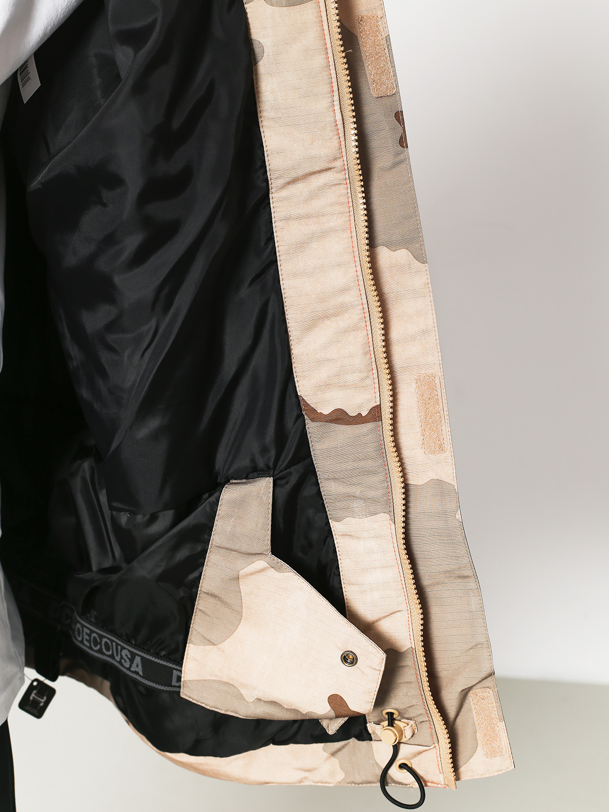 Mens DC Defy Snowboard jacket (incense dcu camo men)