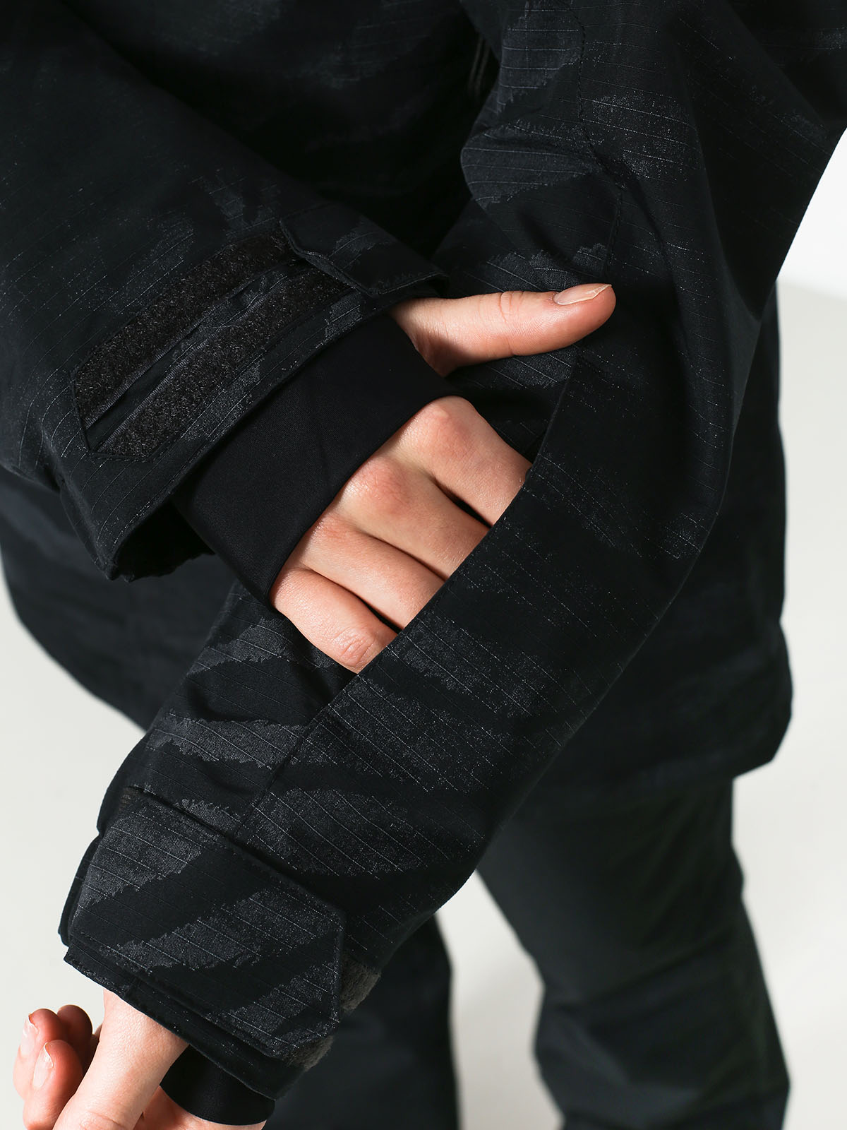 Womens Volcom Kuma Snowboard jacket (bkb)