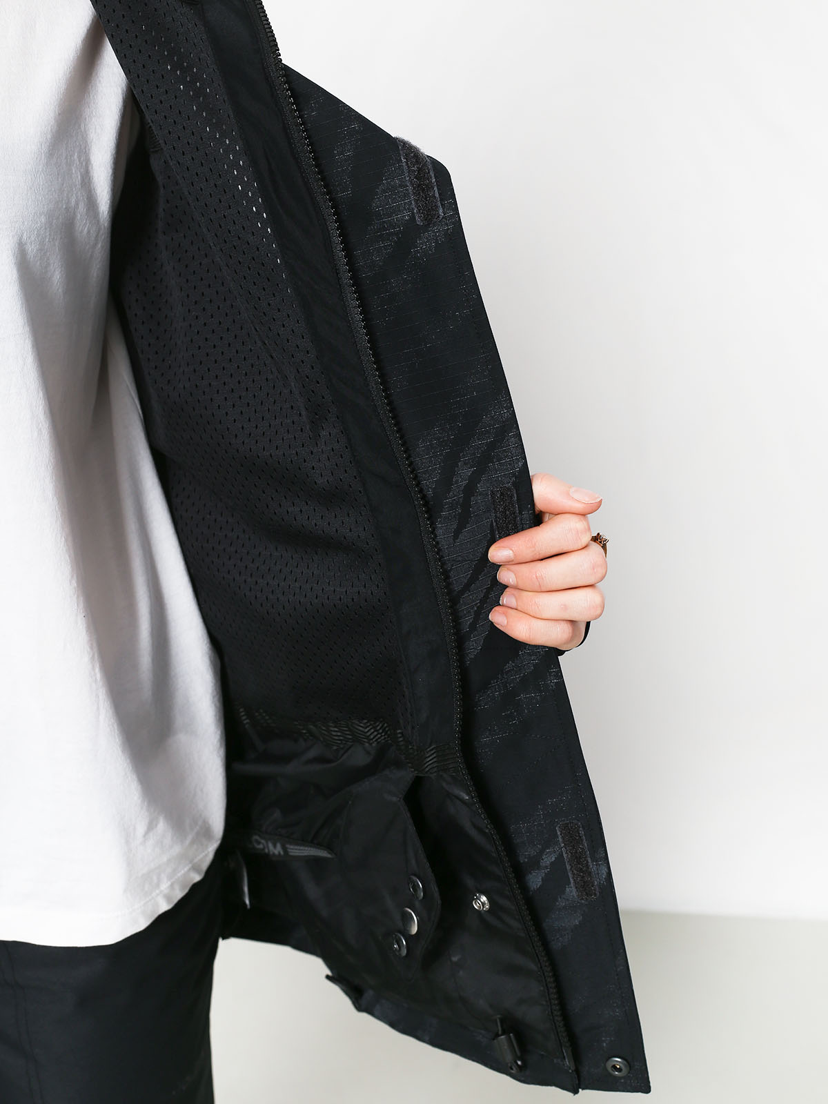 Womens Volcom Kuma Snowboard jacket (bkb)