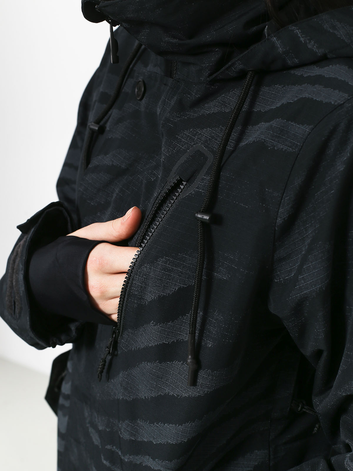 Womens Volcom Kuma Snowboard jacket (bkb)