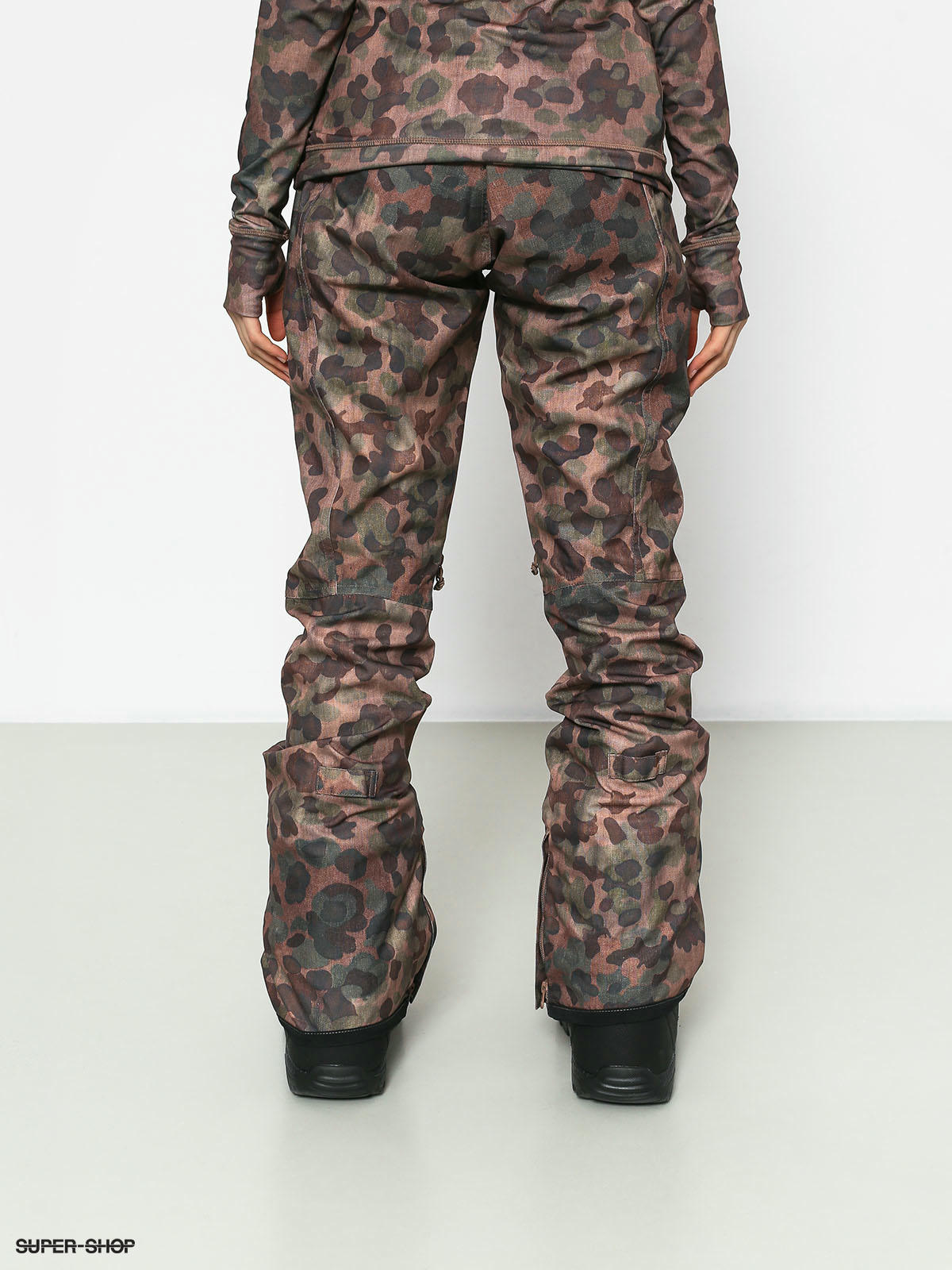 womens camo snowboard pants