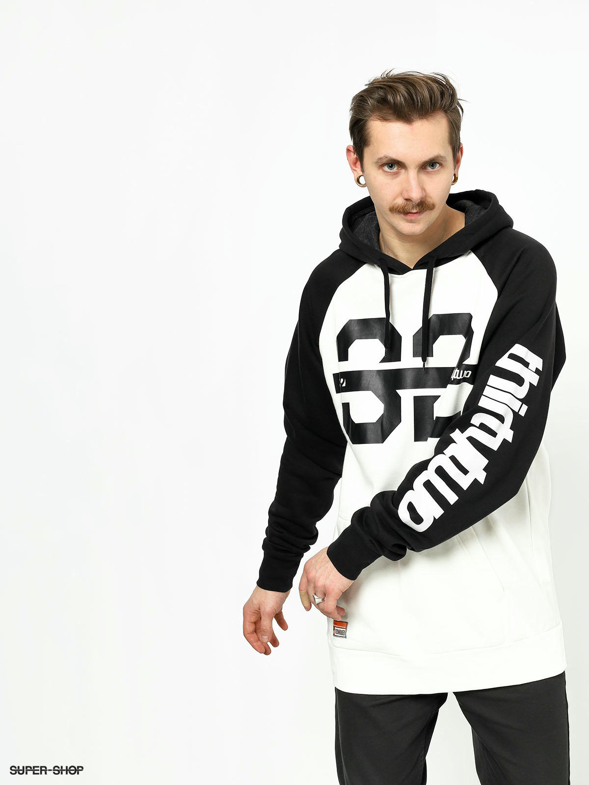 thirtytwo marquee hoodie