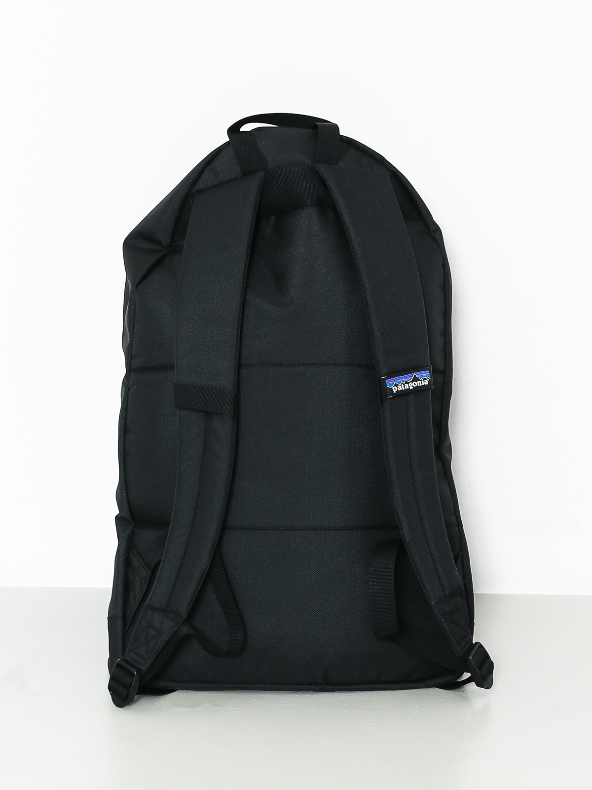 Patagonia Backpack Arbor Day Pack 20L (black)