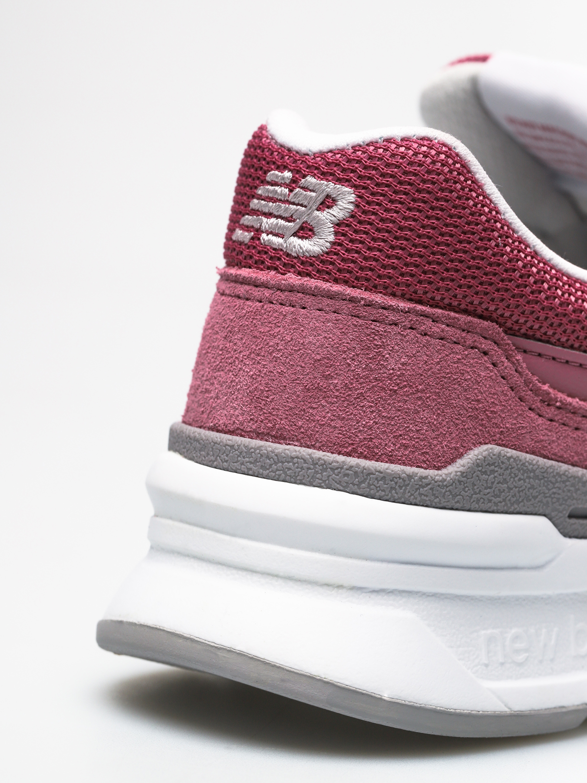 new balance mineral rose