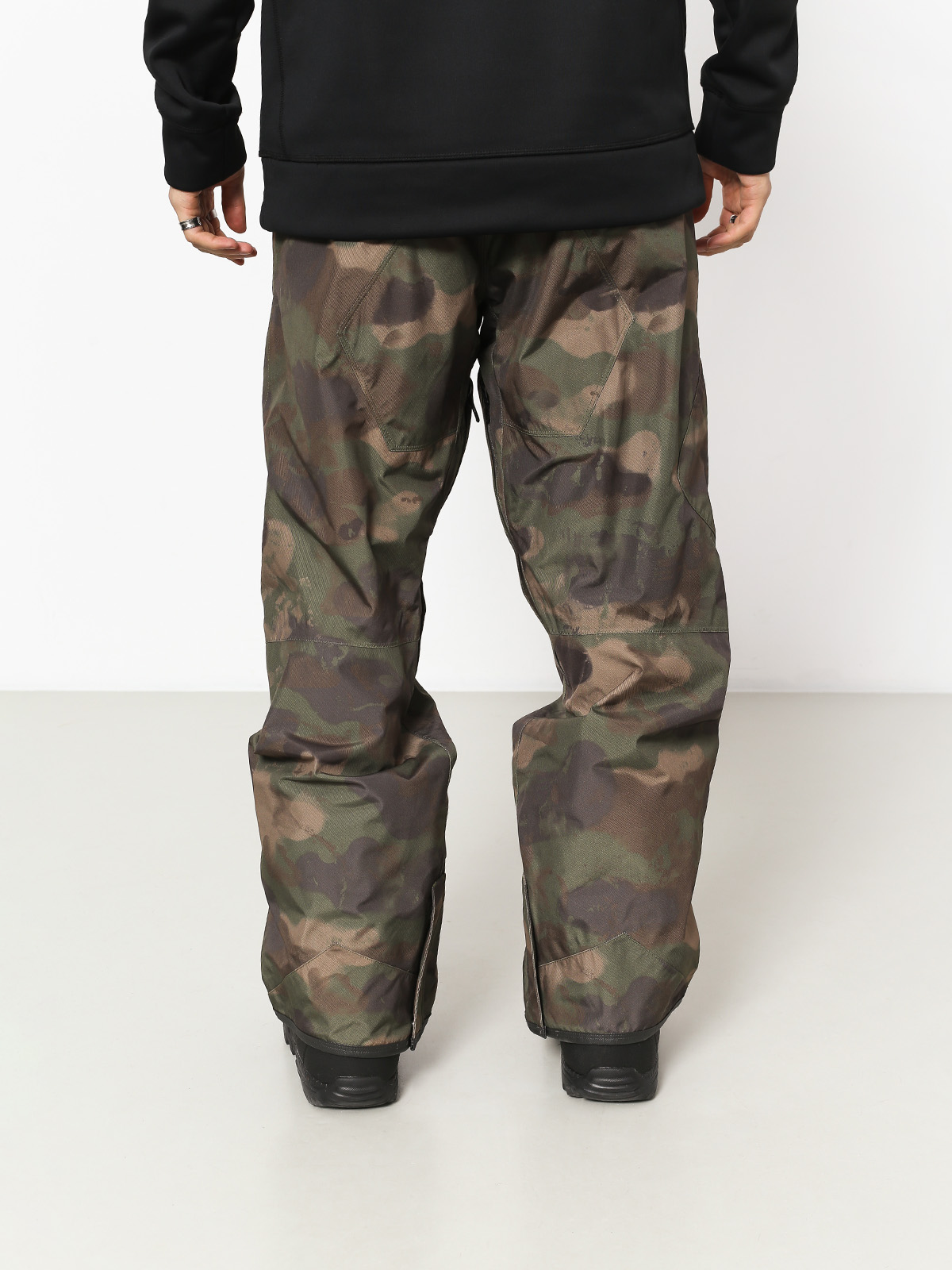 Mens Volcom L Gore Tex Snowboard pants (cam)