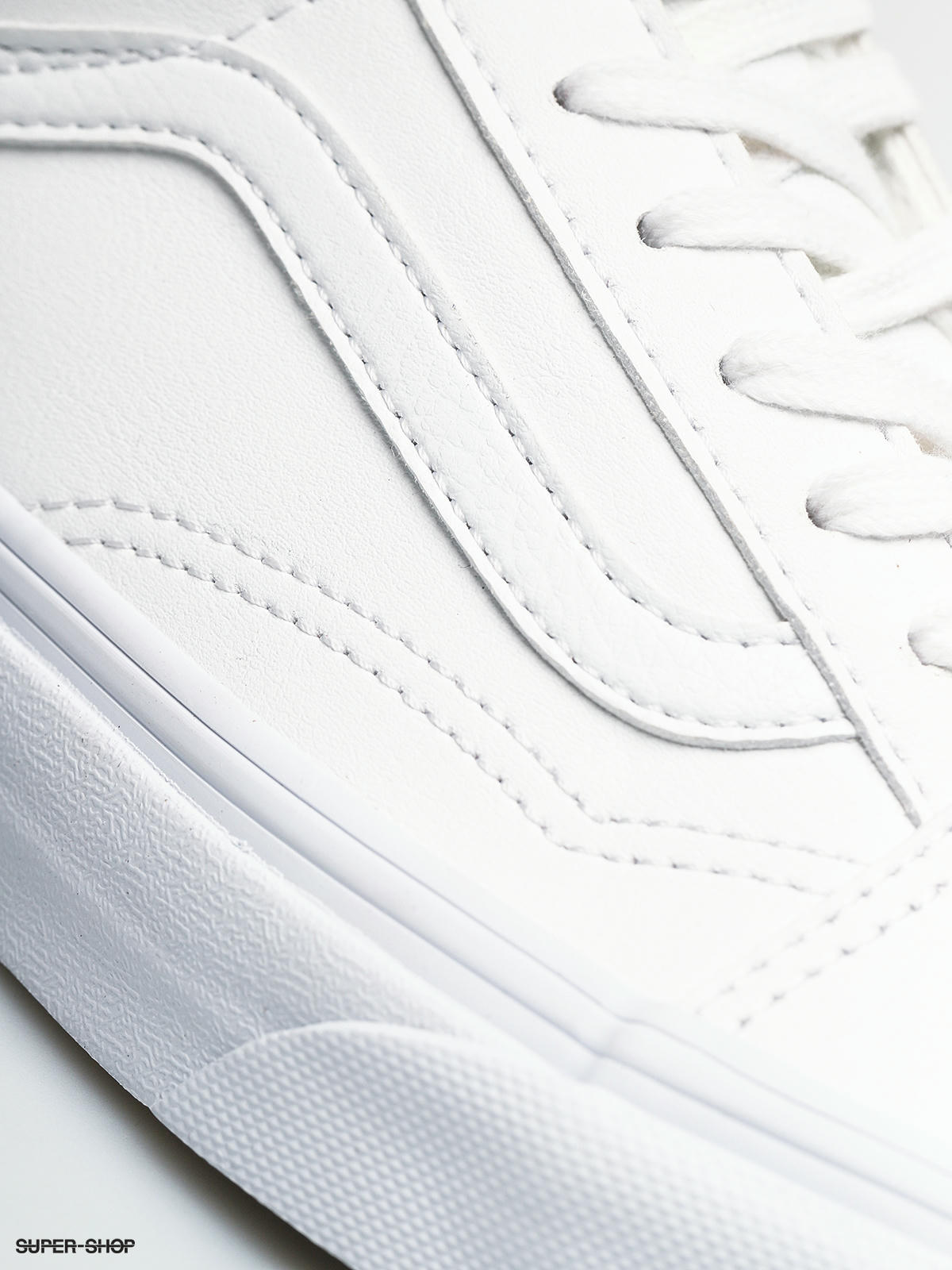 Vans old best sale skool white tumble