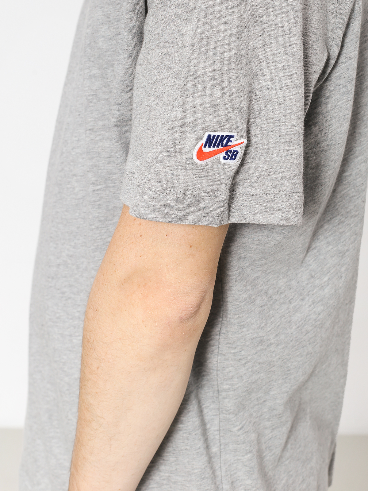 Nike SB Sb Essential T-shirt (dk grey heather)