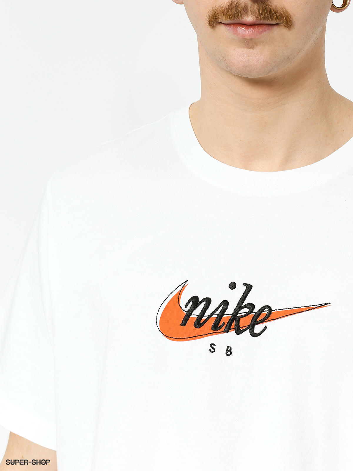 Nike sb best sale tee futura