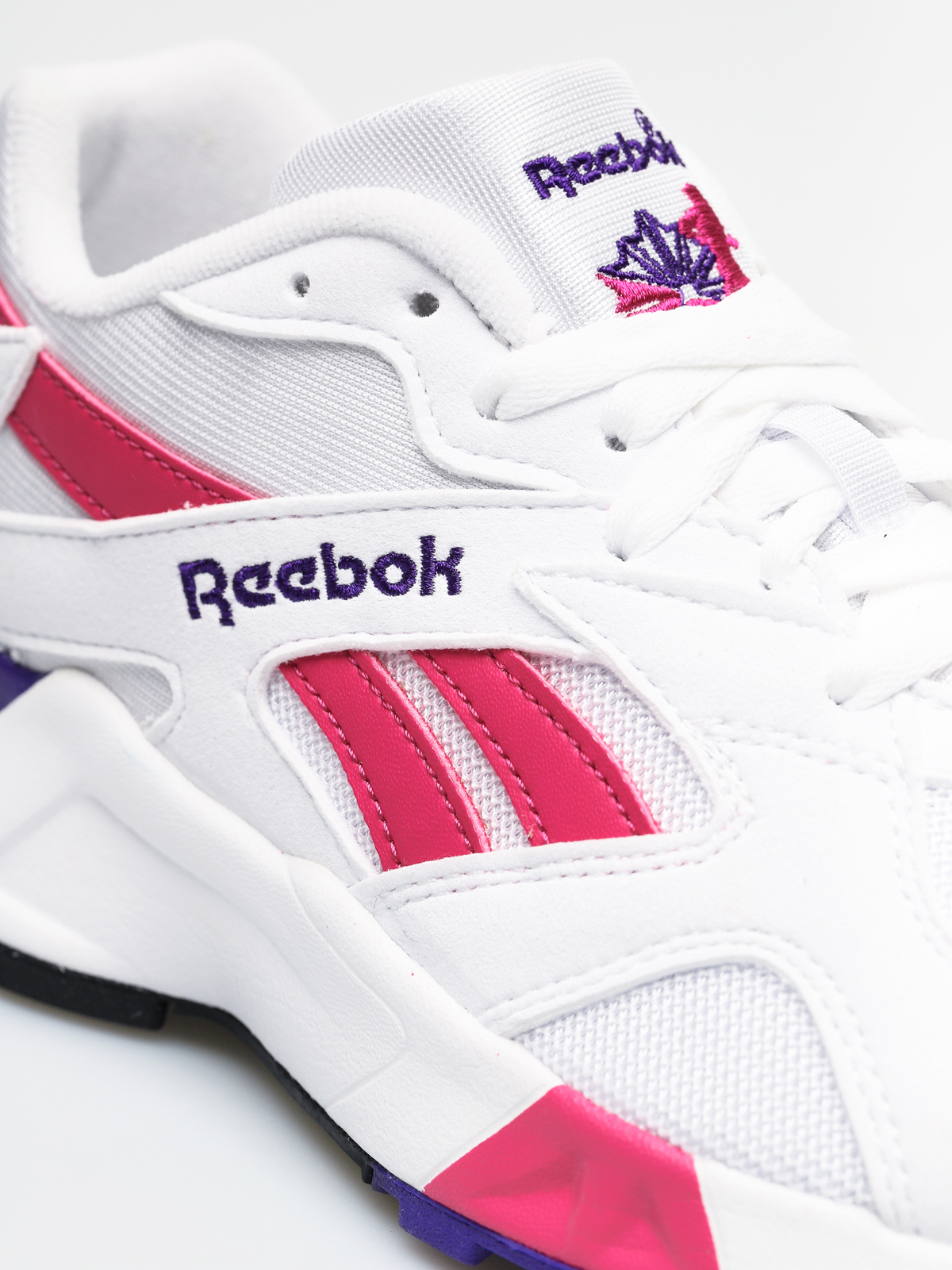 Reebok Aztrek Shoes (white/rose/cobalt/pu)