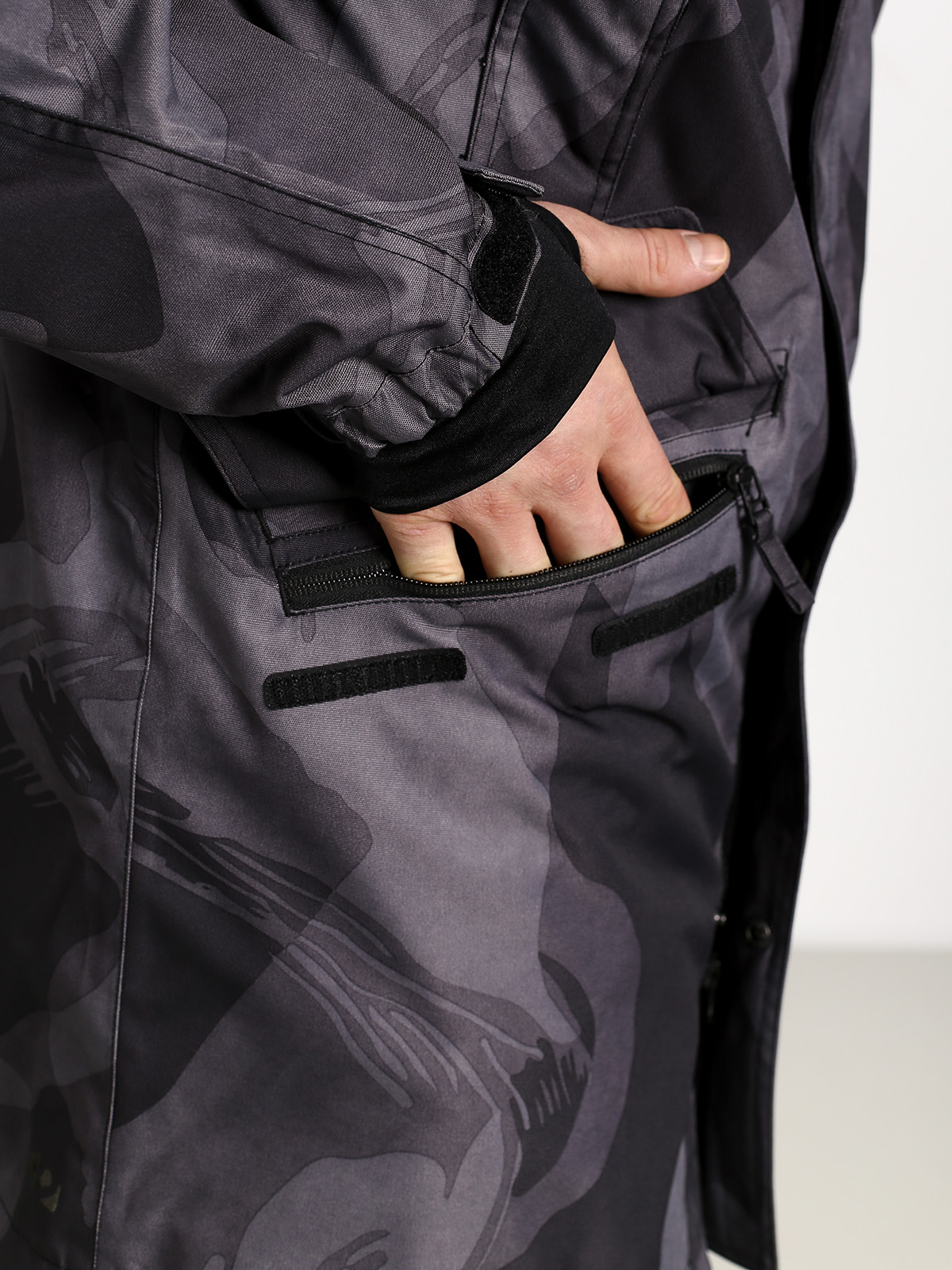 Mens ThirtyTwo Deep Creek Snowboard jacket (black/camo)