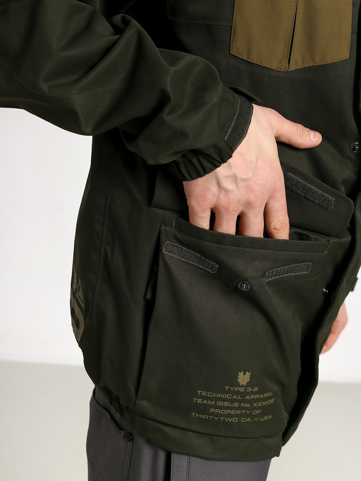 ThirtyTwo Surplus Snowboard jacket (military)