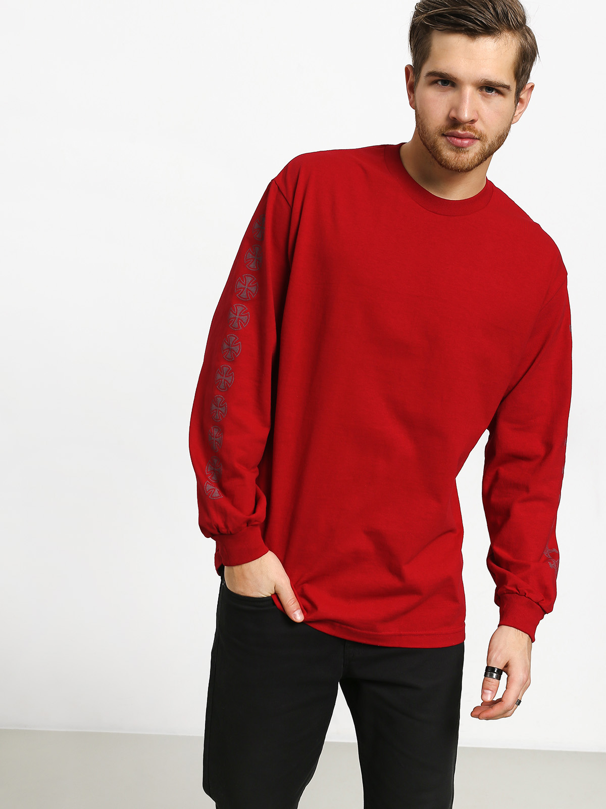 Independent Thrasher Pentagram Cross Longsleeve (red)