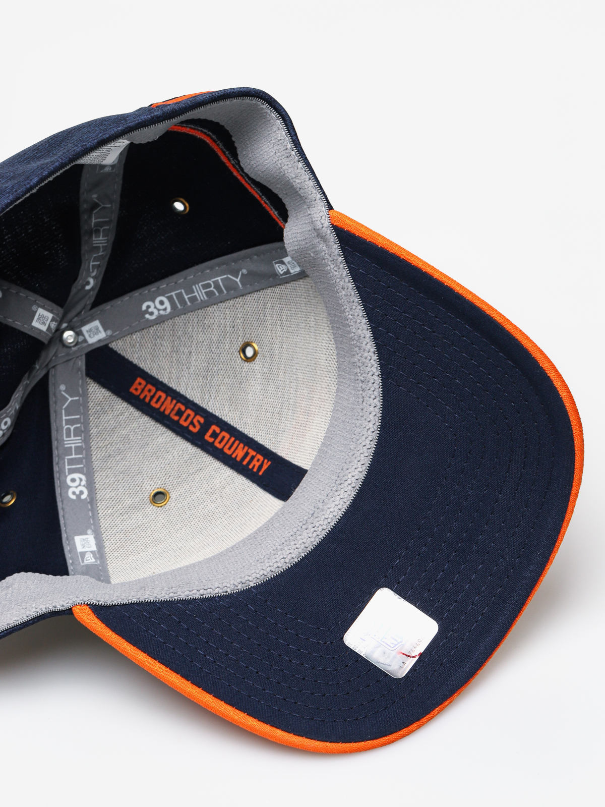 Official New Era Denver Broncos On-Field Sideline Road 39THIRTY Cap  Z652_B79