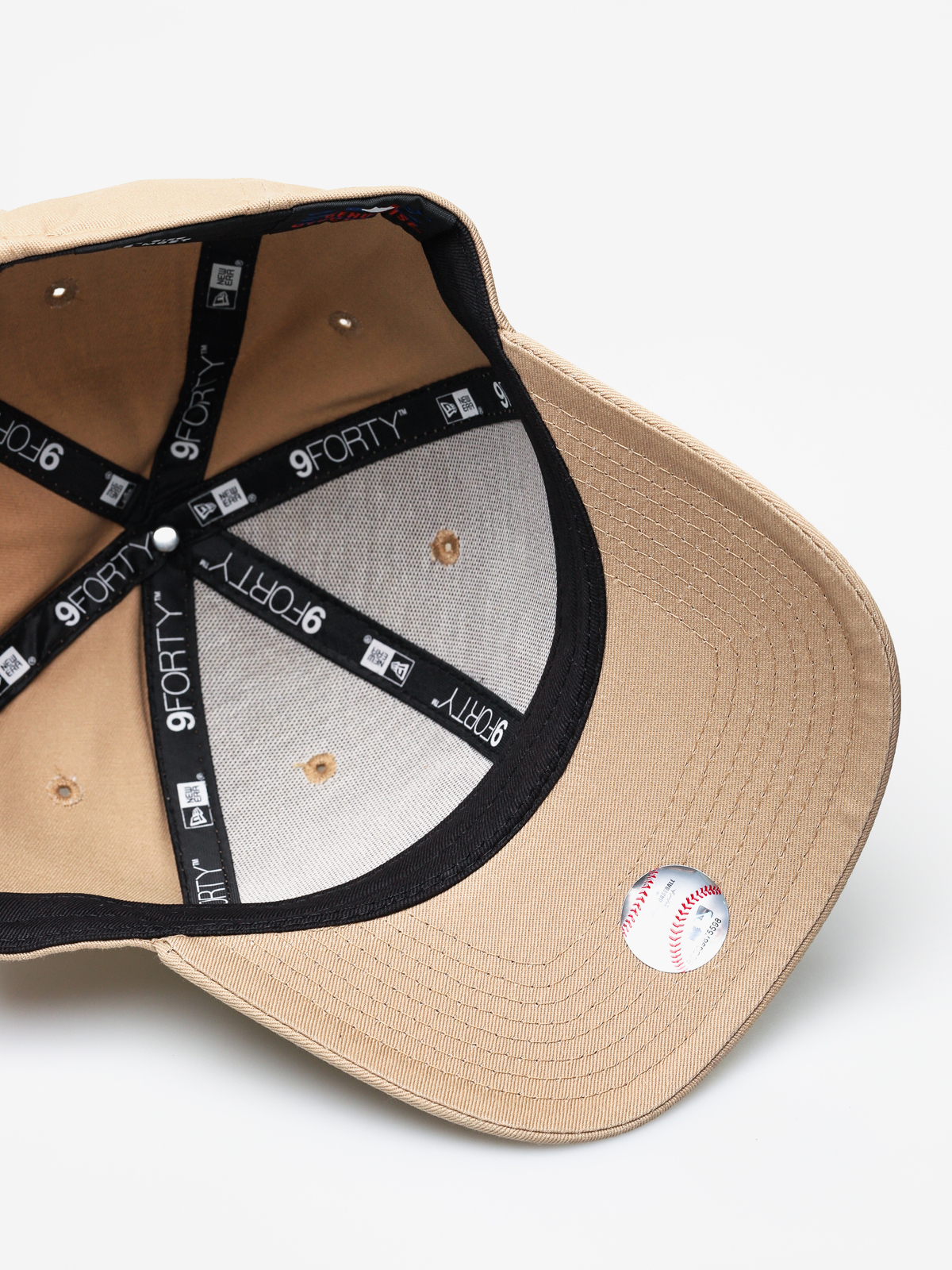 New Era 9Forty League Essential New York Yankees ZD Cap (camel/hot red)