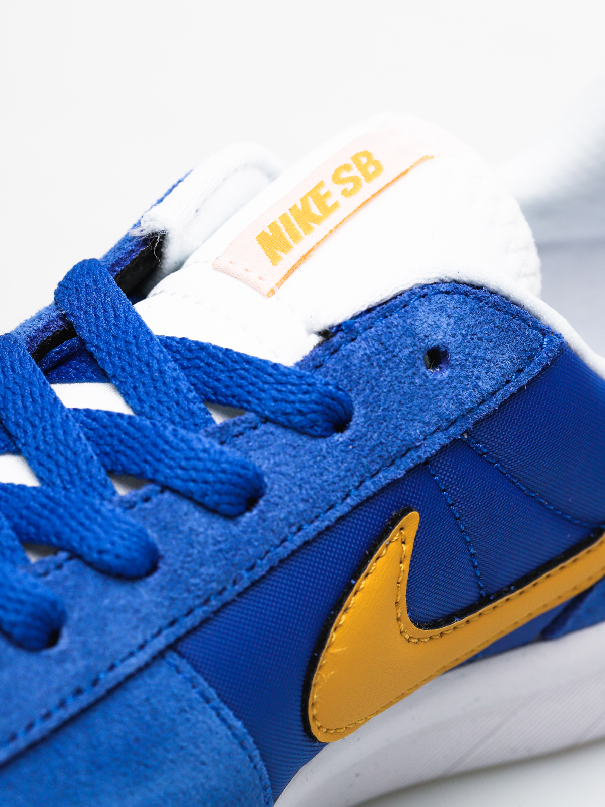 Nike SB Team Classic Shoes - blue (game royal/yellow ochre  display picture 1