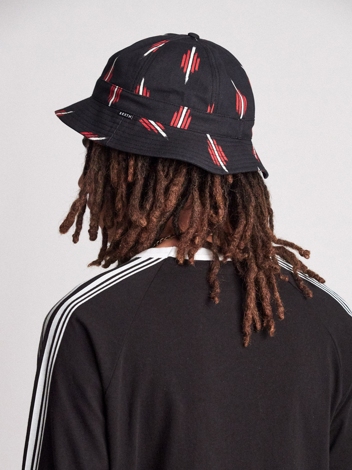 Brixton Banks II Bucket Hat (black/red)
