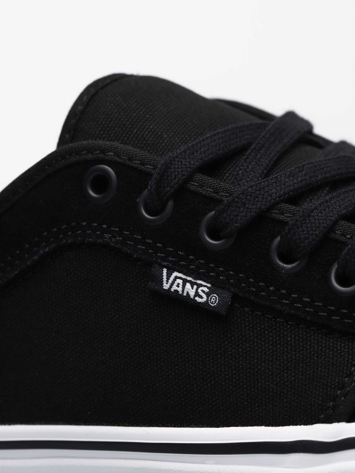 Vans Chukka Low Shoes (suede/black/true white)