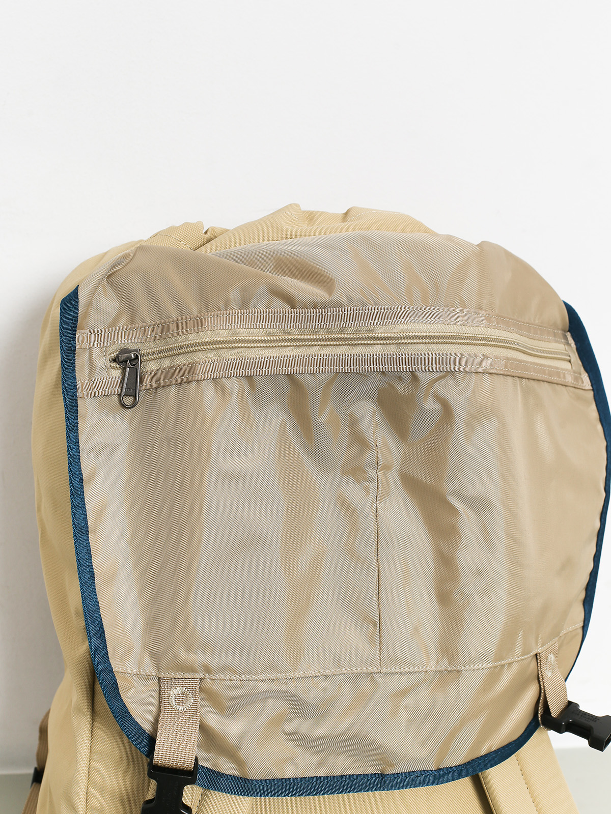 Patagonia Arbor Classic Pack 25L Backpack (el cap khaki)