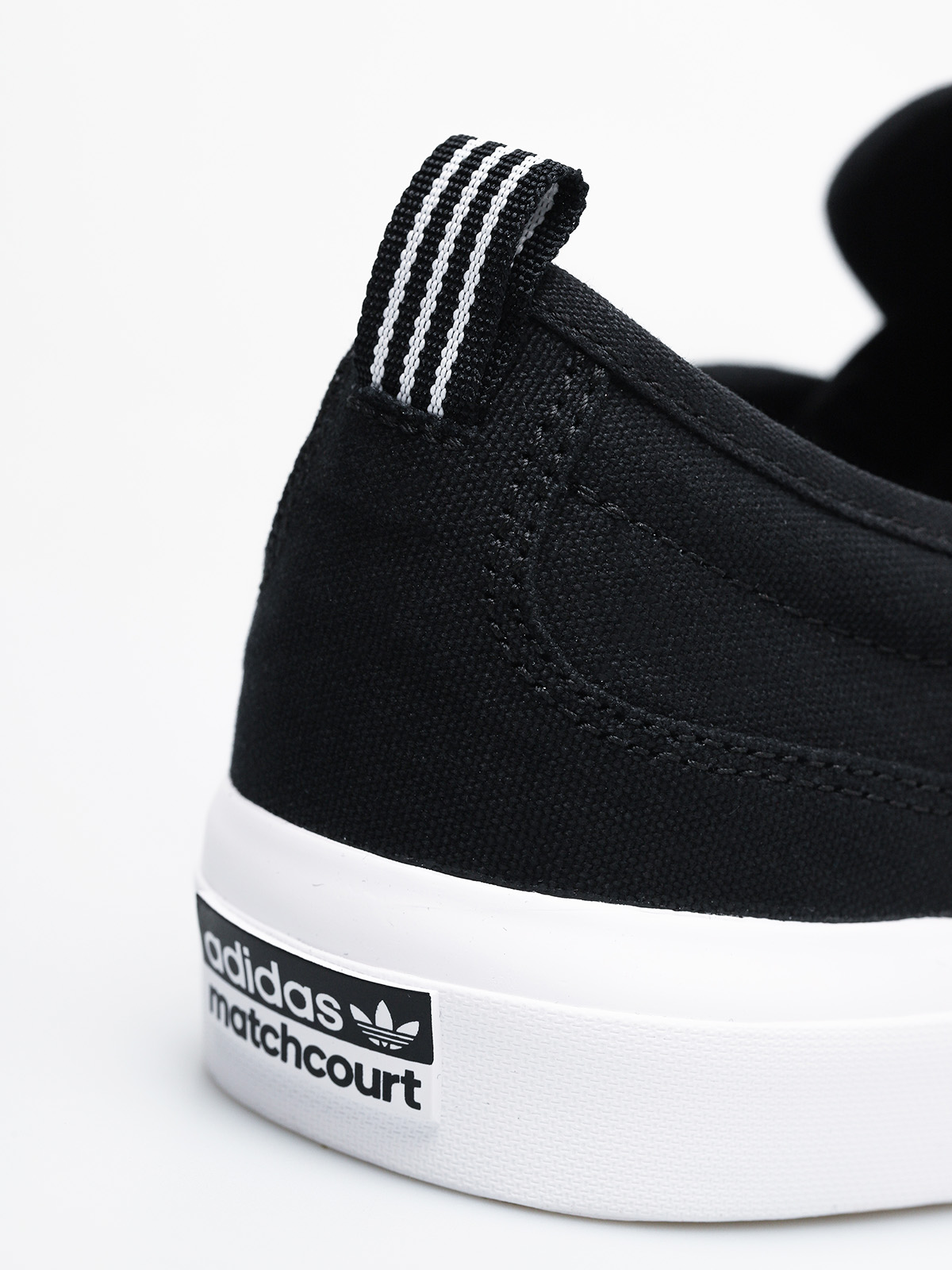 adidas Matchcourt Slip Shoes (cblack/cblack/ftwwht)