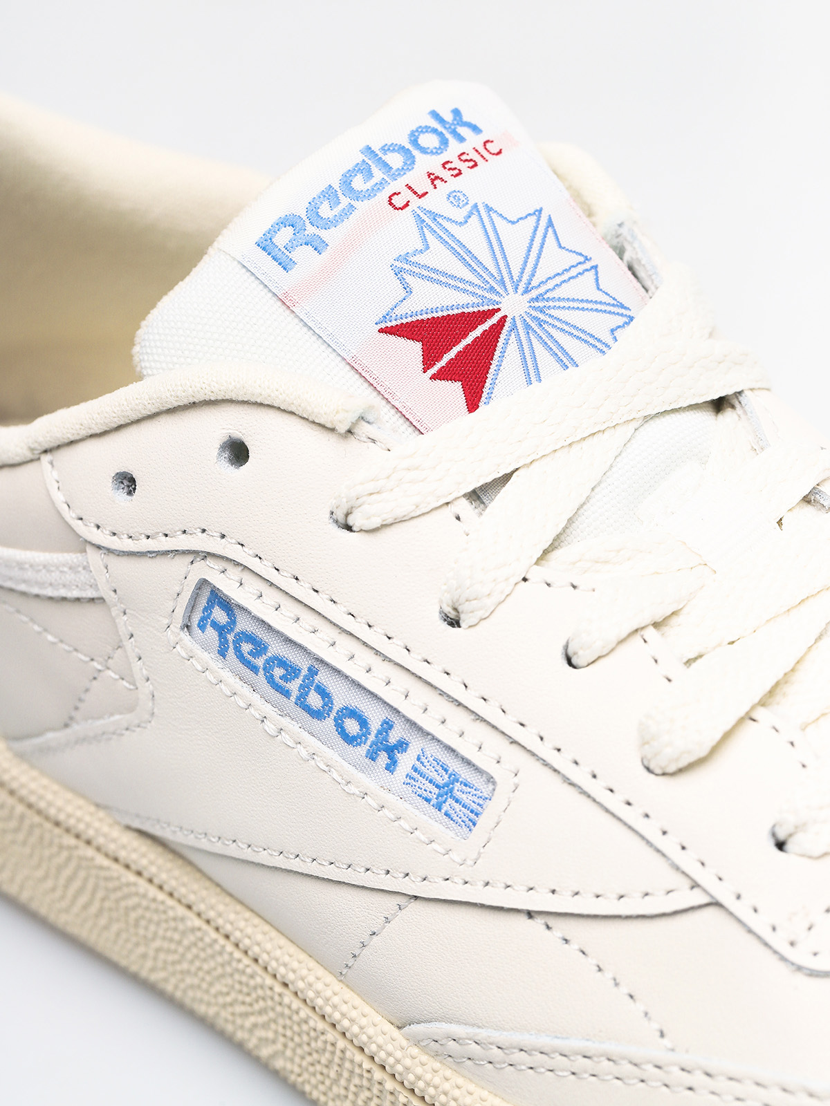 Reebok Shoes Club C 85 Wmn (vintage chalk/paper wht/athletic blue/exc red)