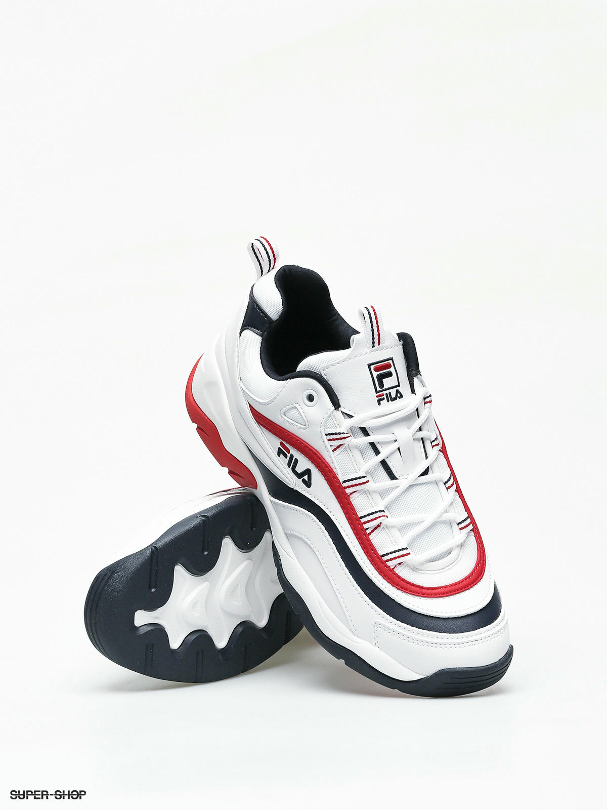 Fila shoes outlet white and red