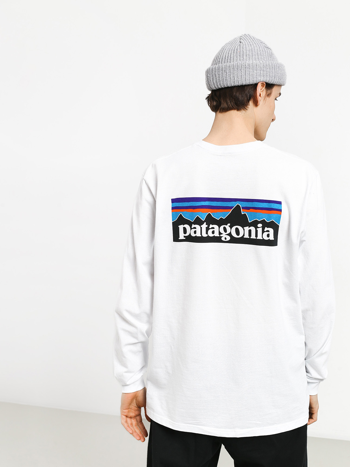 white long sleeve patagonia