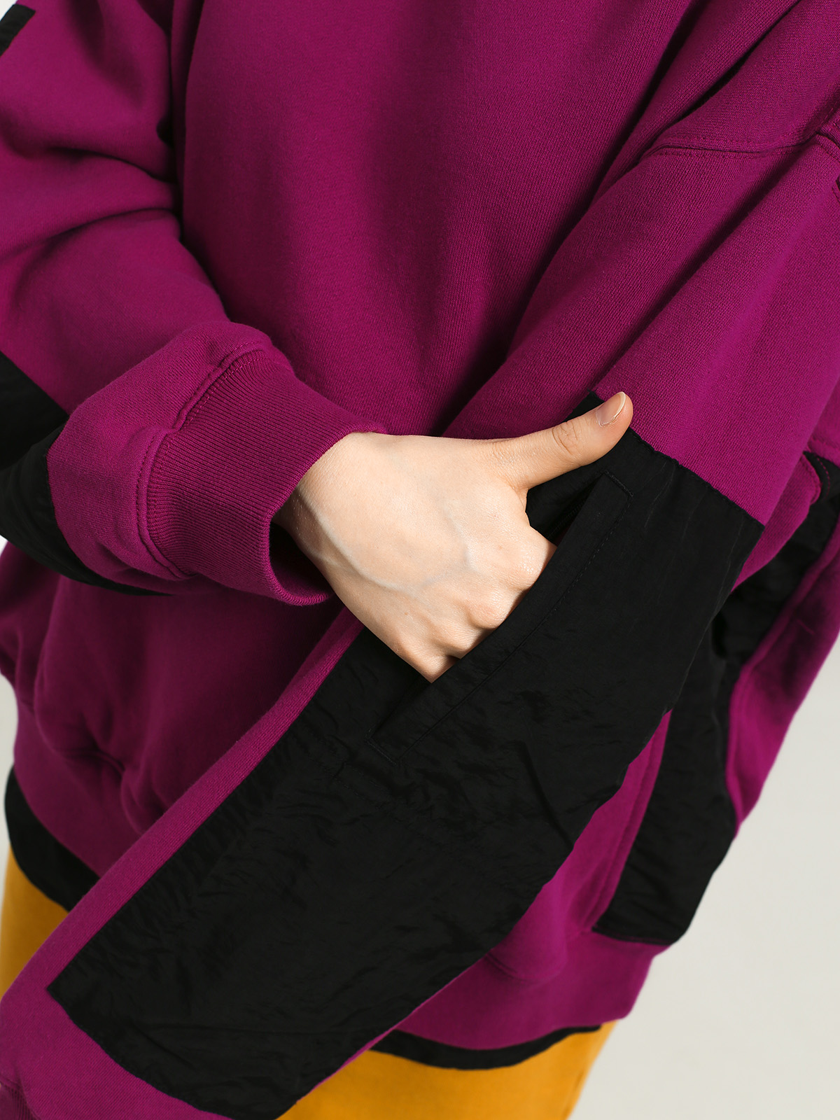 Stussy Simone Pocket Fleece Crew Sweatshirt Wmn (berry)