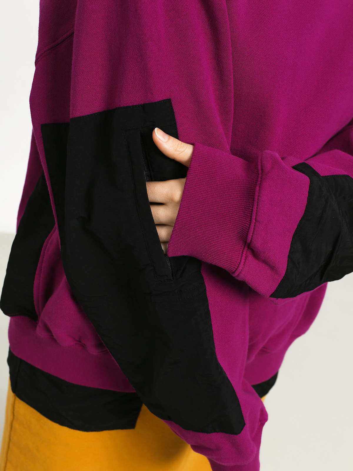 Stussy Simone Pocket Fleece Crew Sweatshirt Wmn (berry)