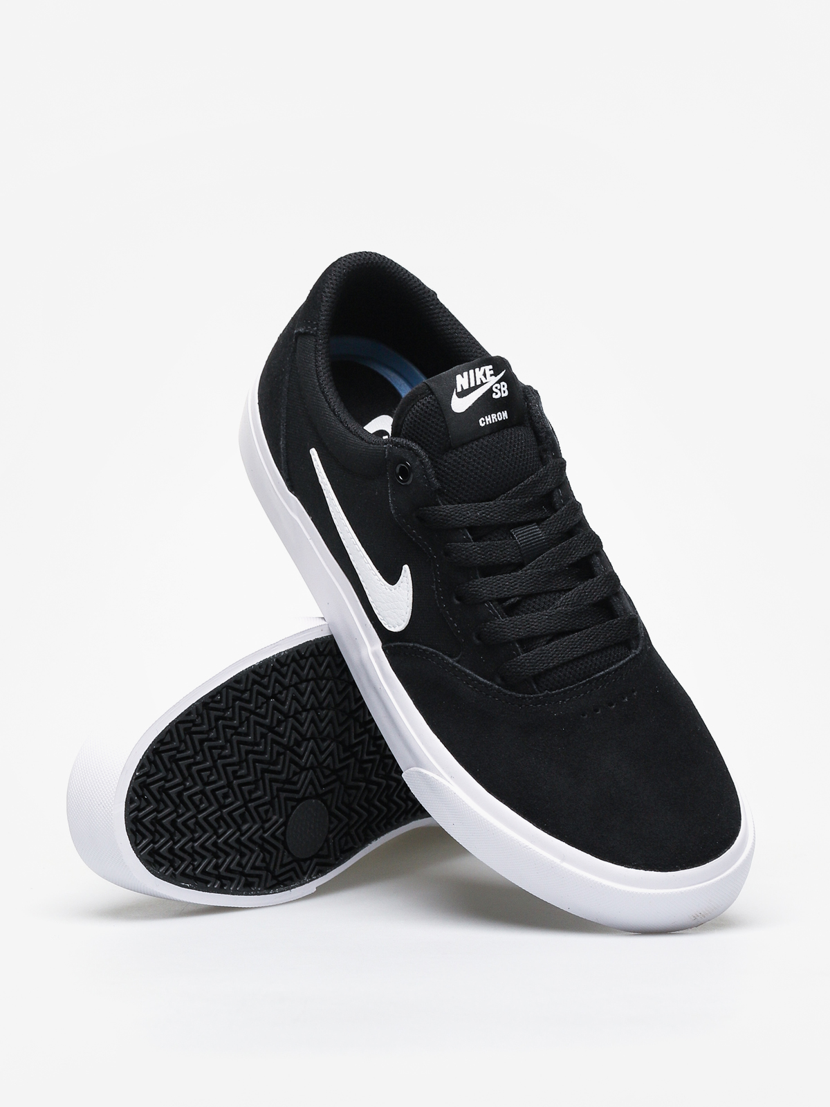 nike sb chron black and white