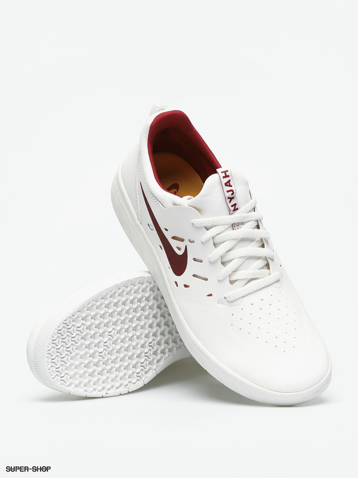 Nike sb clearance nyjah crimson