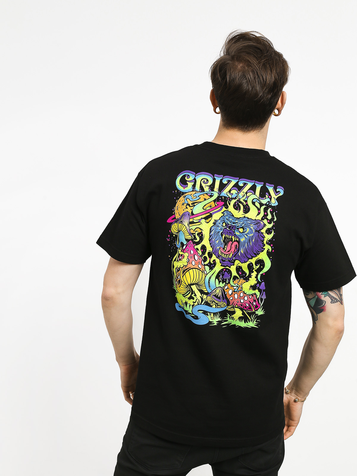 Grizzly Griptape Black Light Bear Pocket T-shirt (black)