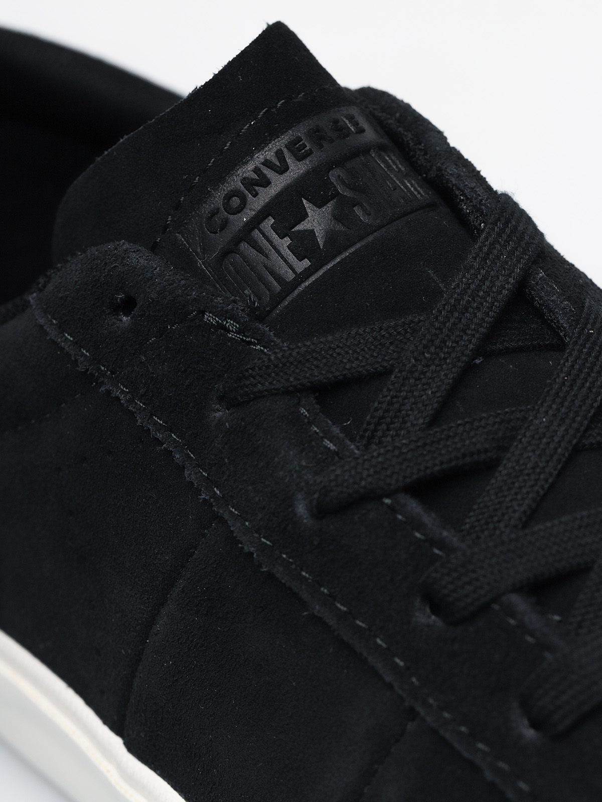 Converse One Star Cc Lifestyle Ox Chucks (black/black/egret)