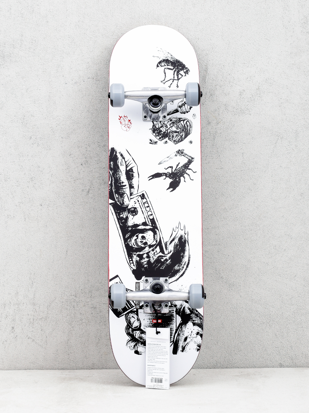 Globe G1 Hard Luck Skateboard (white/black)