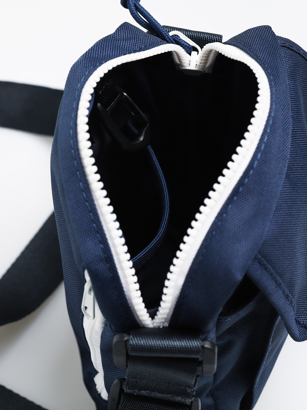 Converse Cross Body 2 Bag (navy/dark obsidian/white)