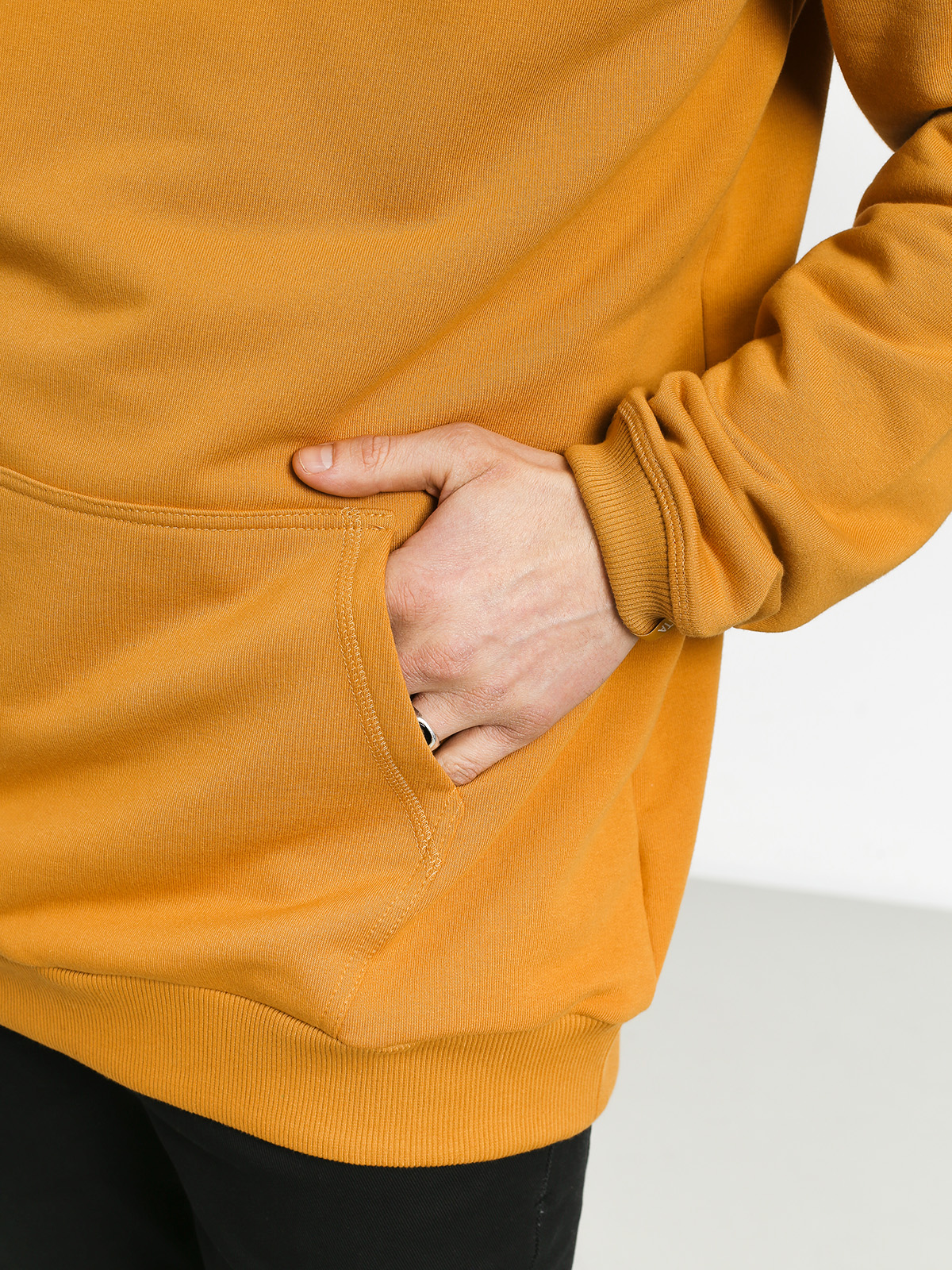 Malita M Circle HD Hoodie (navy/honey)