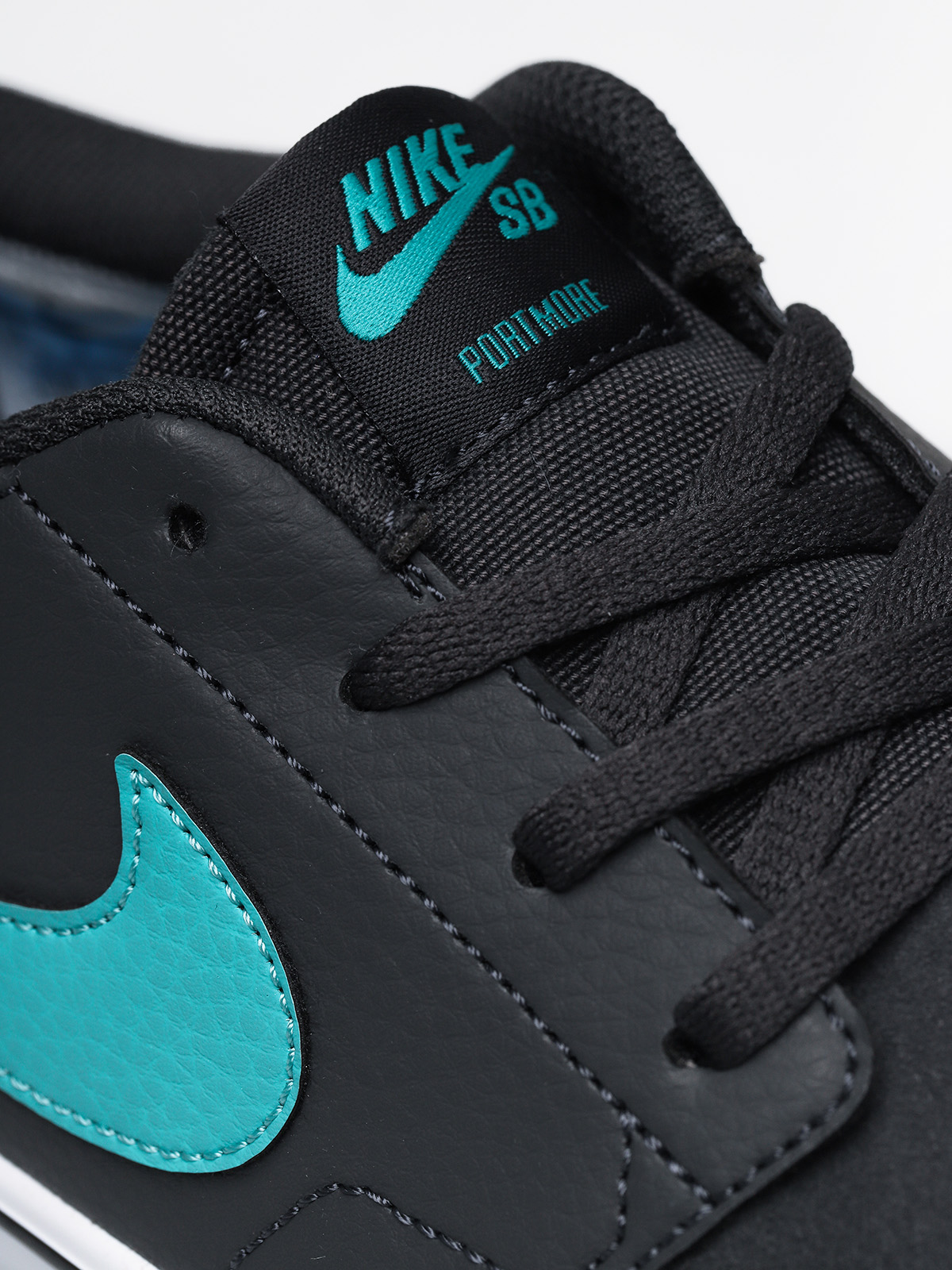 Nike SB Solarsoft Portmore II Shoes (anthracite/cabana white)