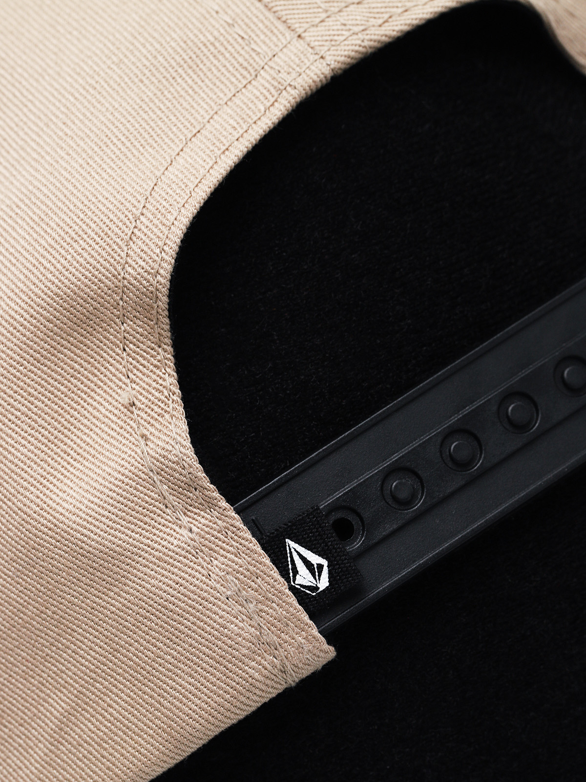 Volcom Hard Core In 94 ZD Cap (bge)