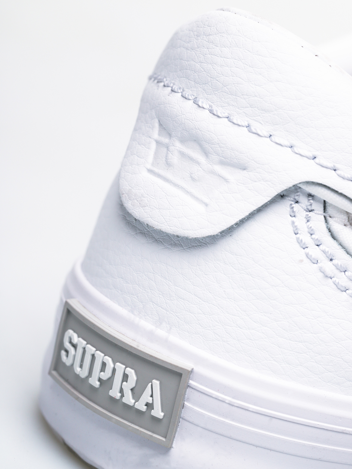 Supra Hammer Vtg Shoes (white white)
