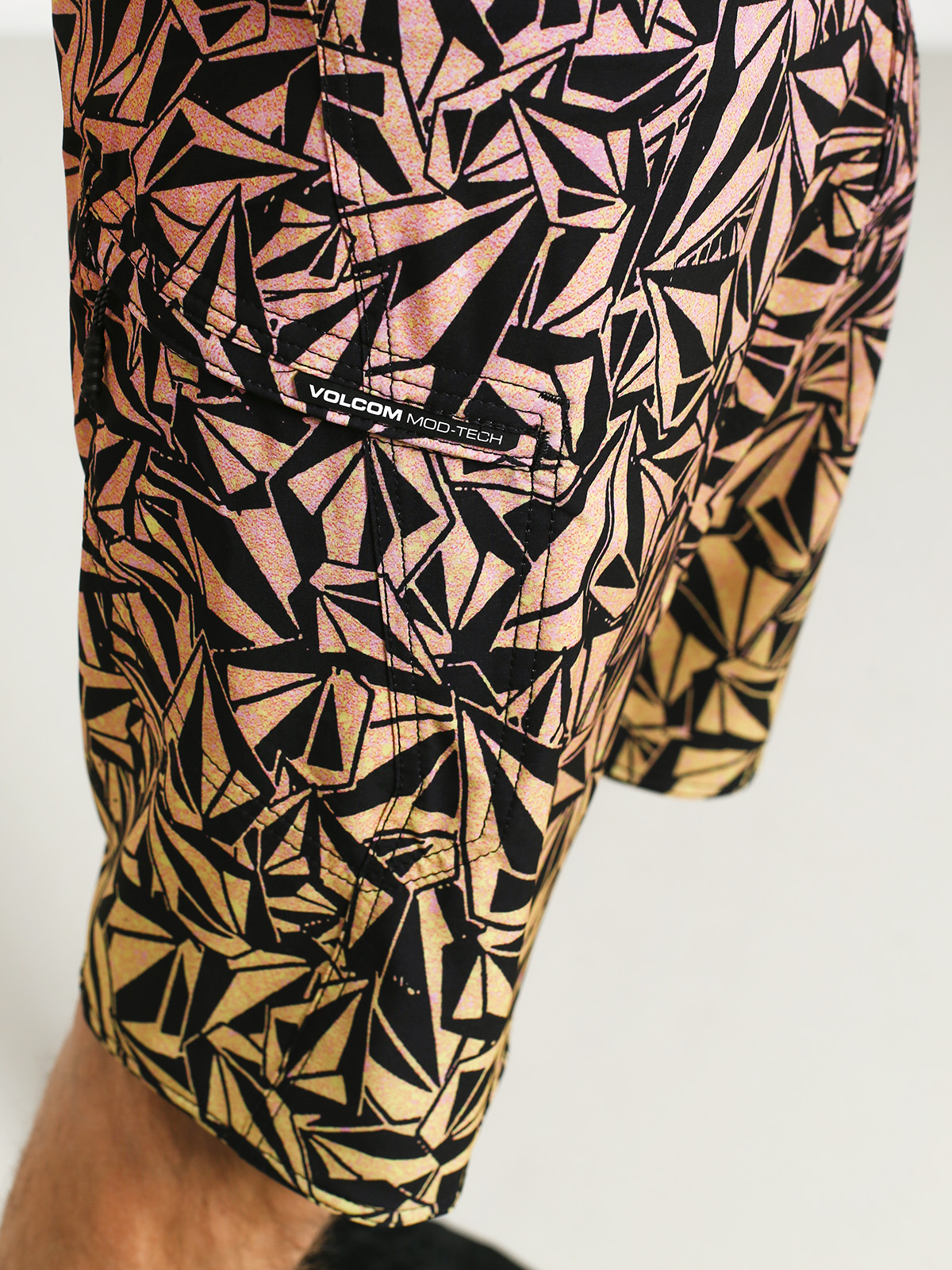 Volcom Confetti Stone 20 Boardshorts (glt)