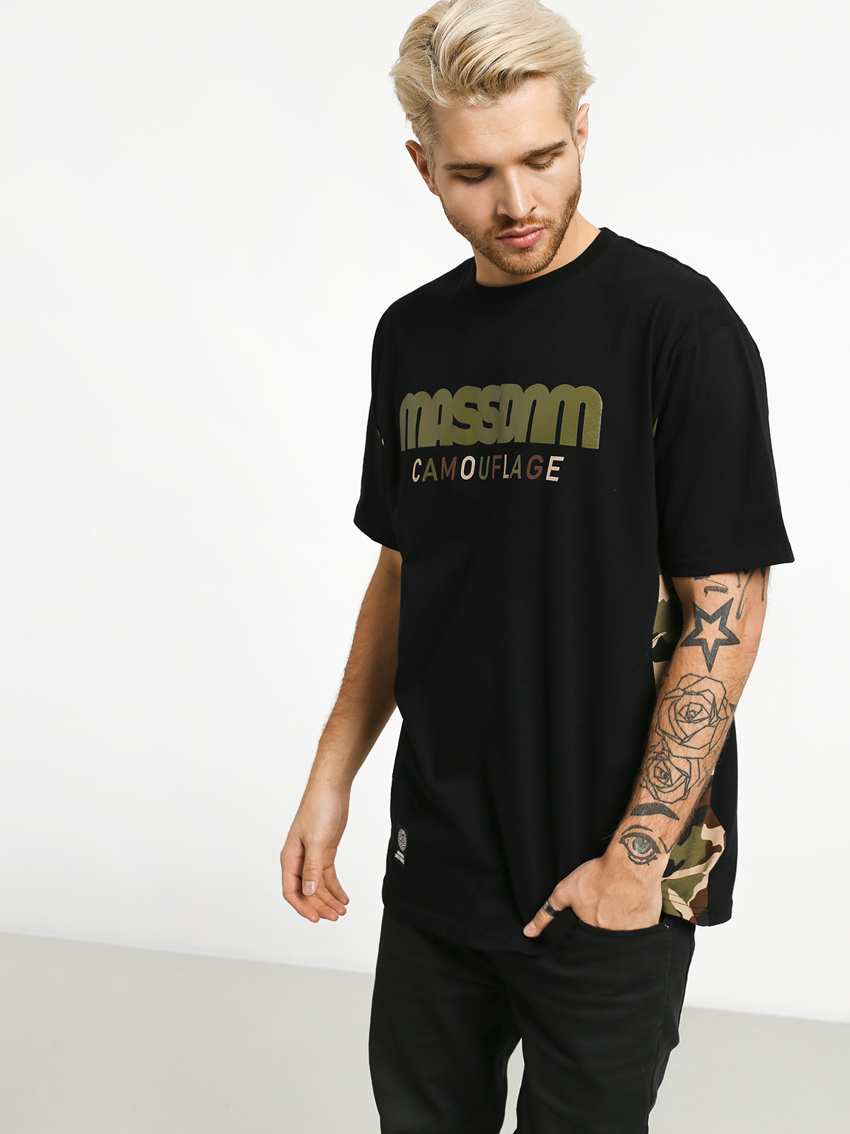 MassDnm Shelter T-shirt (black)