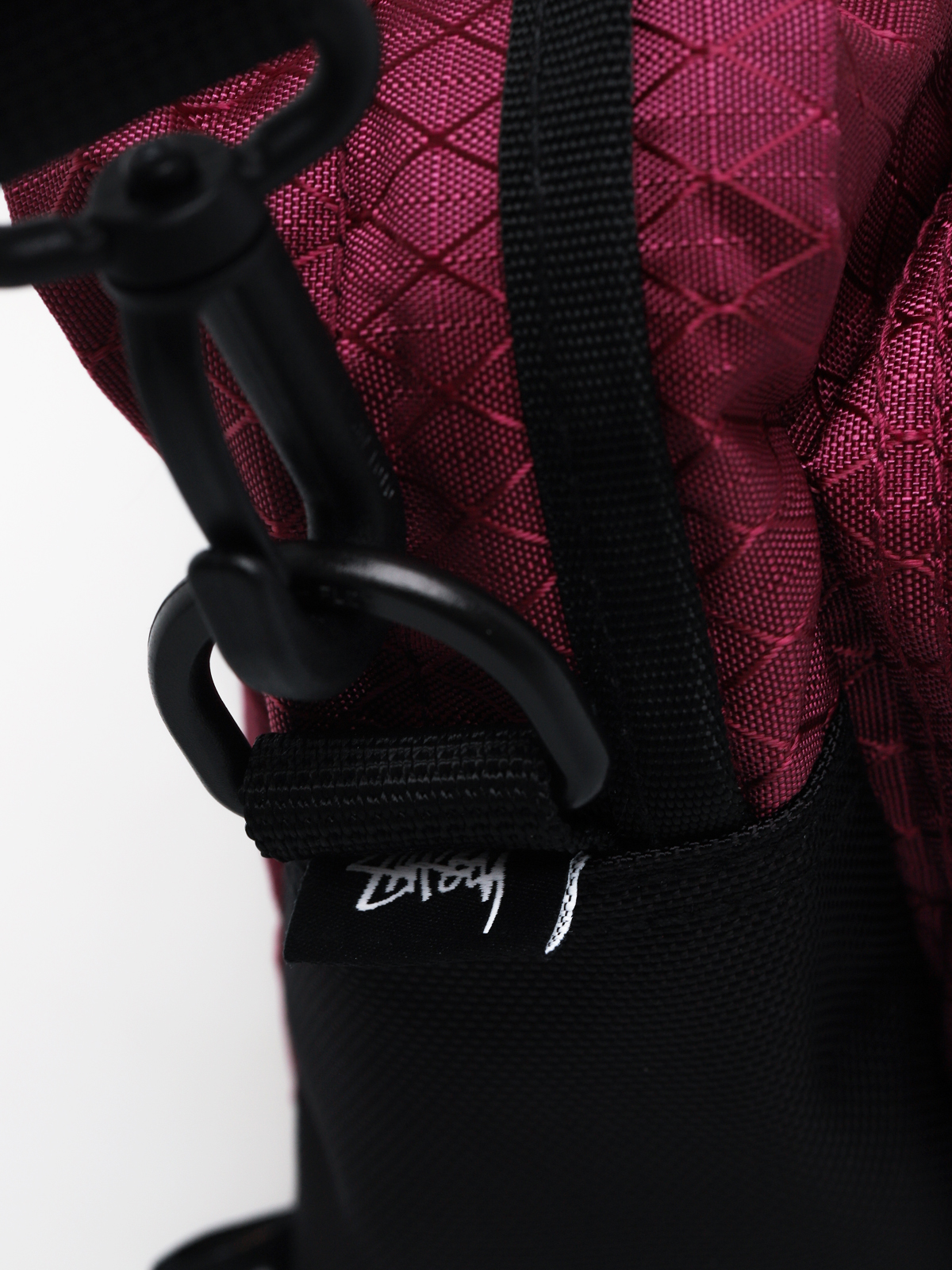 Stussy Diamond Ripstop Bag (berry)