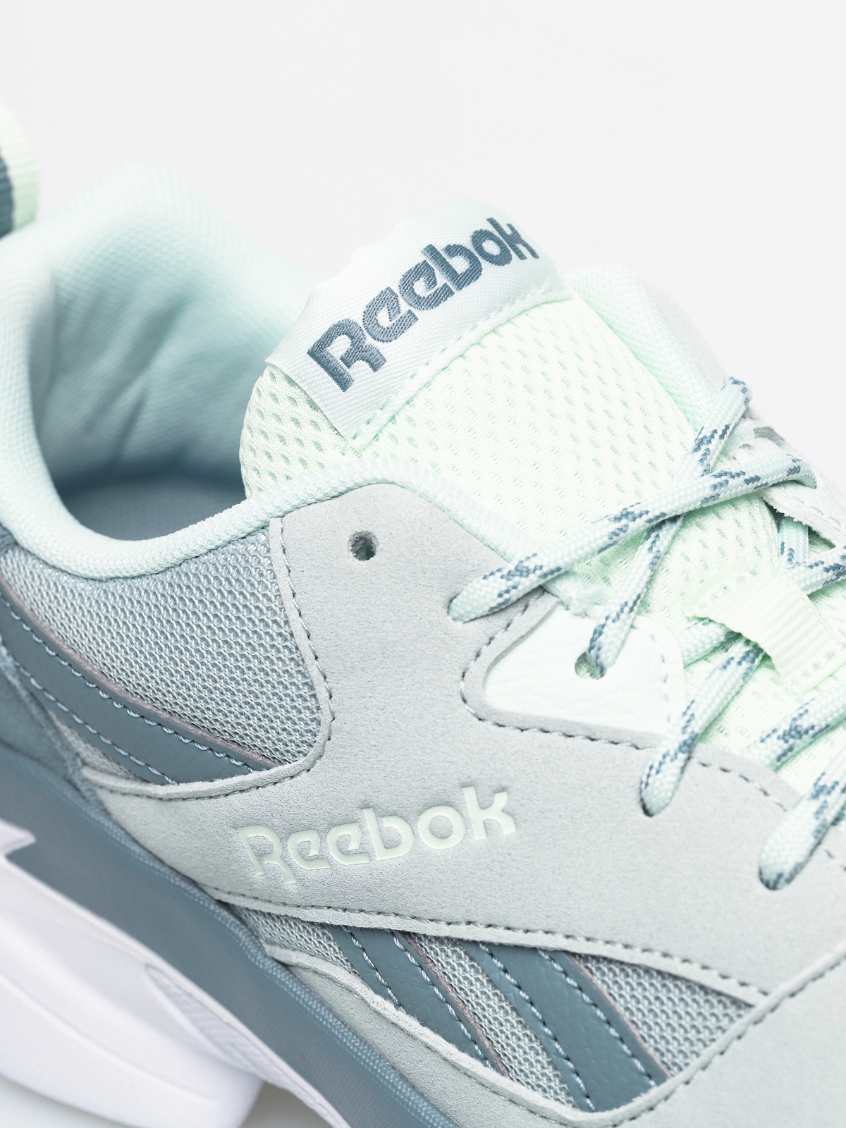 Reebok Royal Bridge 3 Shoes (stoglw/seaspr/tealfo)