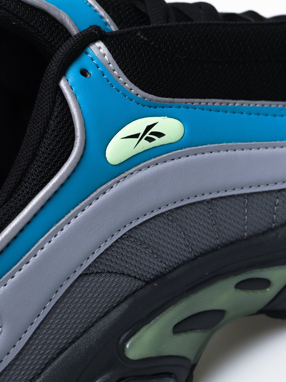 Reebok Daytona Dmx Shoes (black/blue/shadow/al)