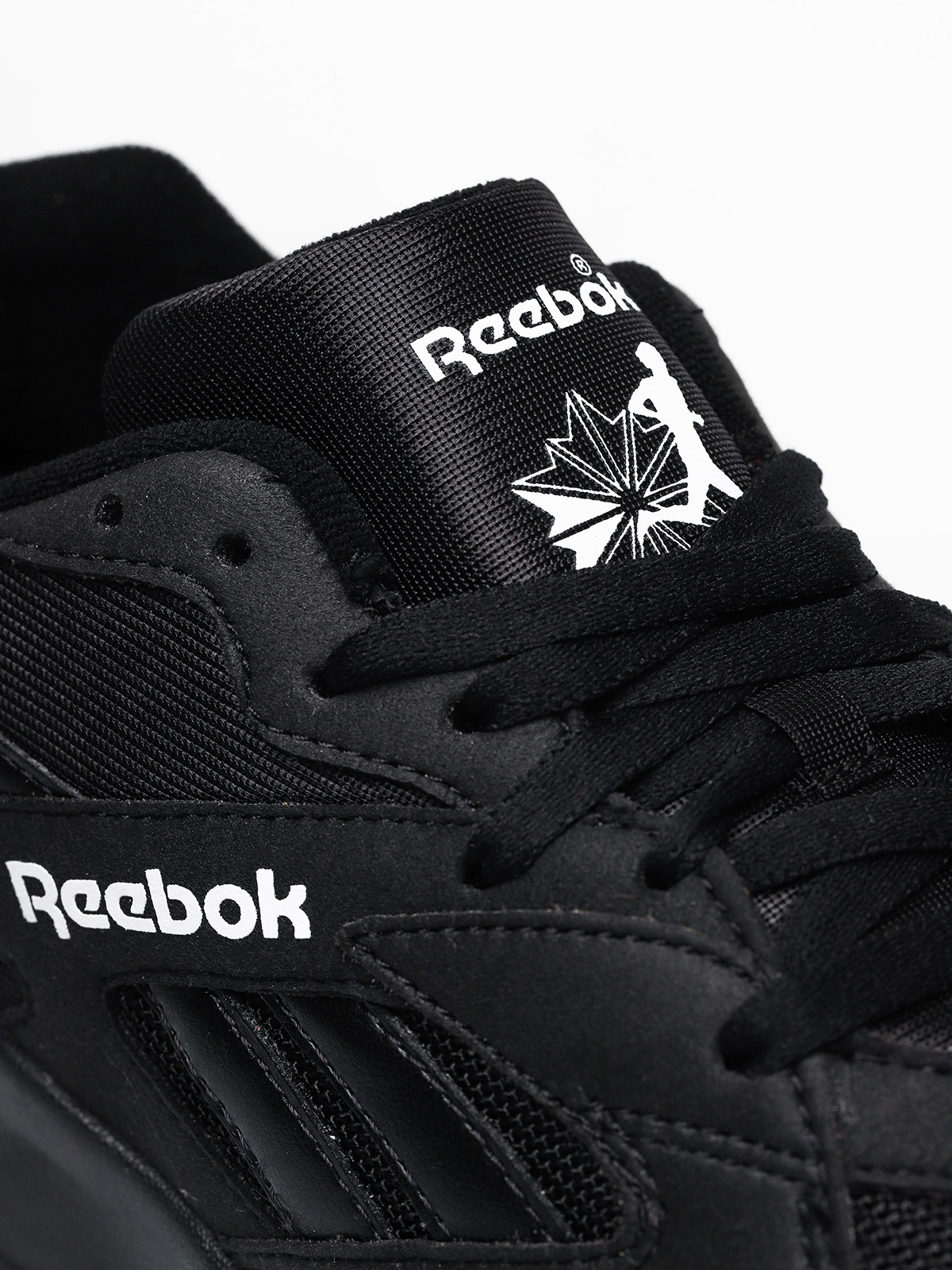 Reebok Aztrek 93 Shoes (black/white/reflecti)