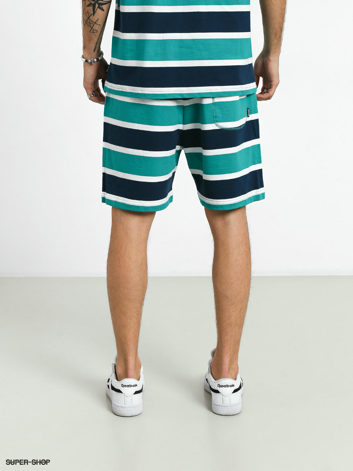 diamond supply co shorts