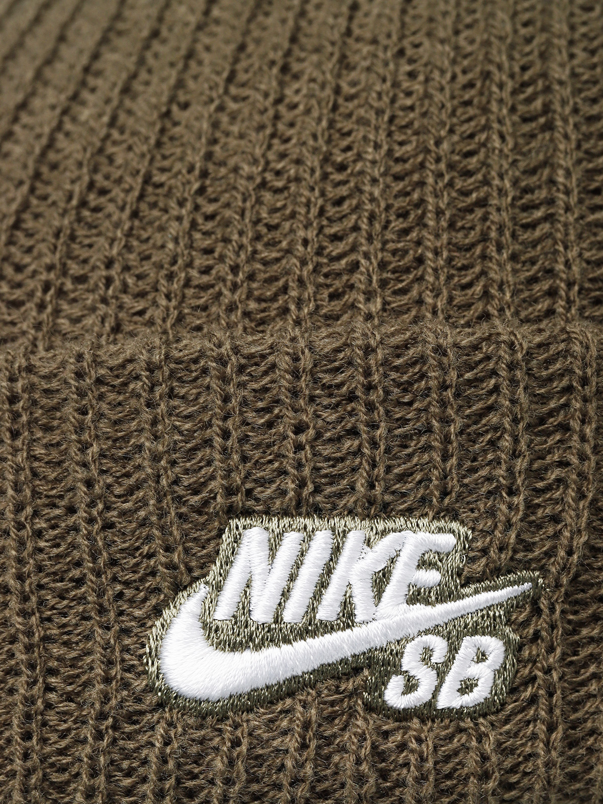 nike sb fisherman beanie white