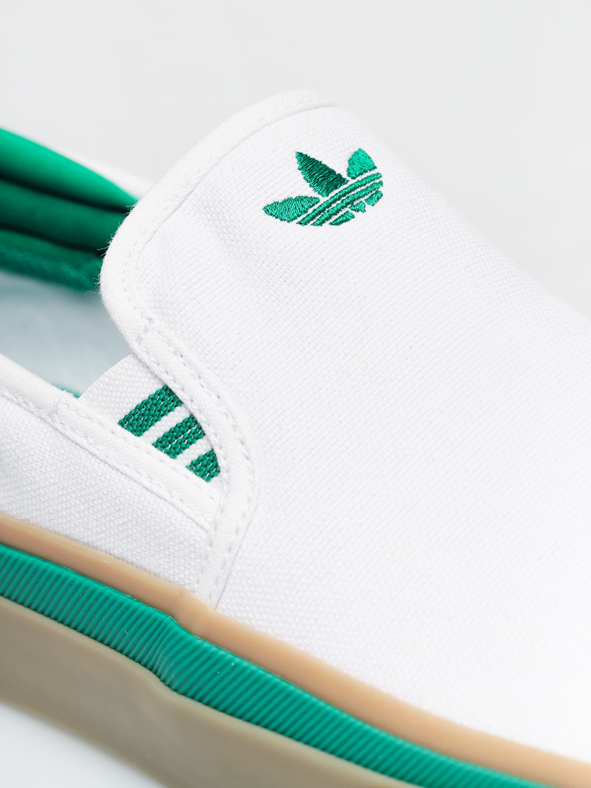 adidas Sabalo Slip Shoes (ftwr white/bold green/gum4)