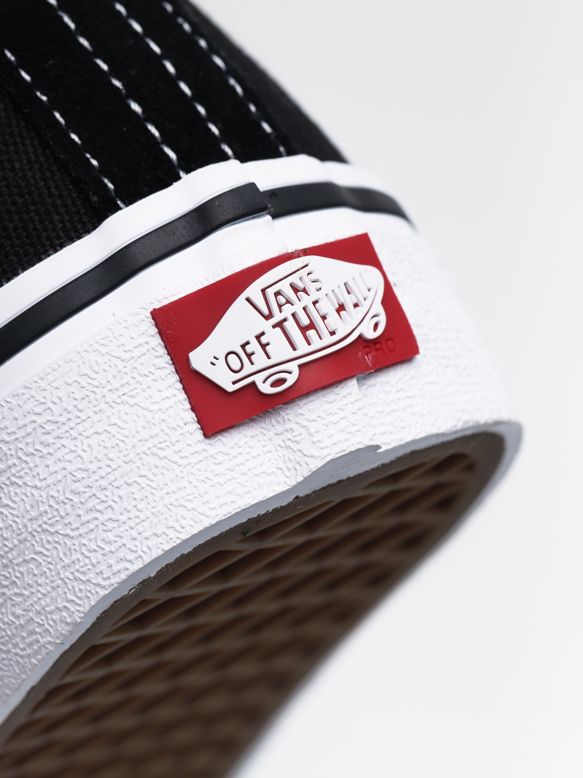 Vans Authentic Pro Shoes (black/true white)