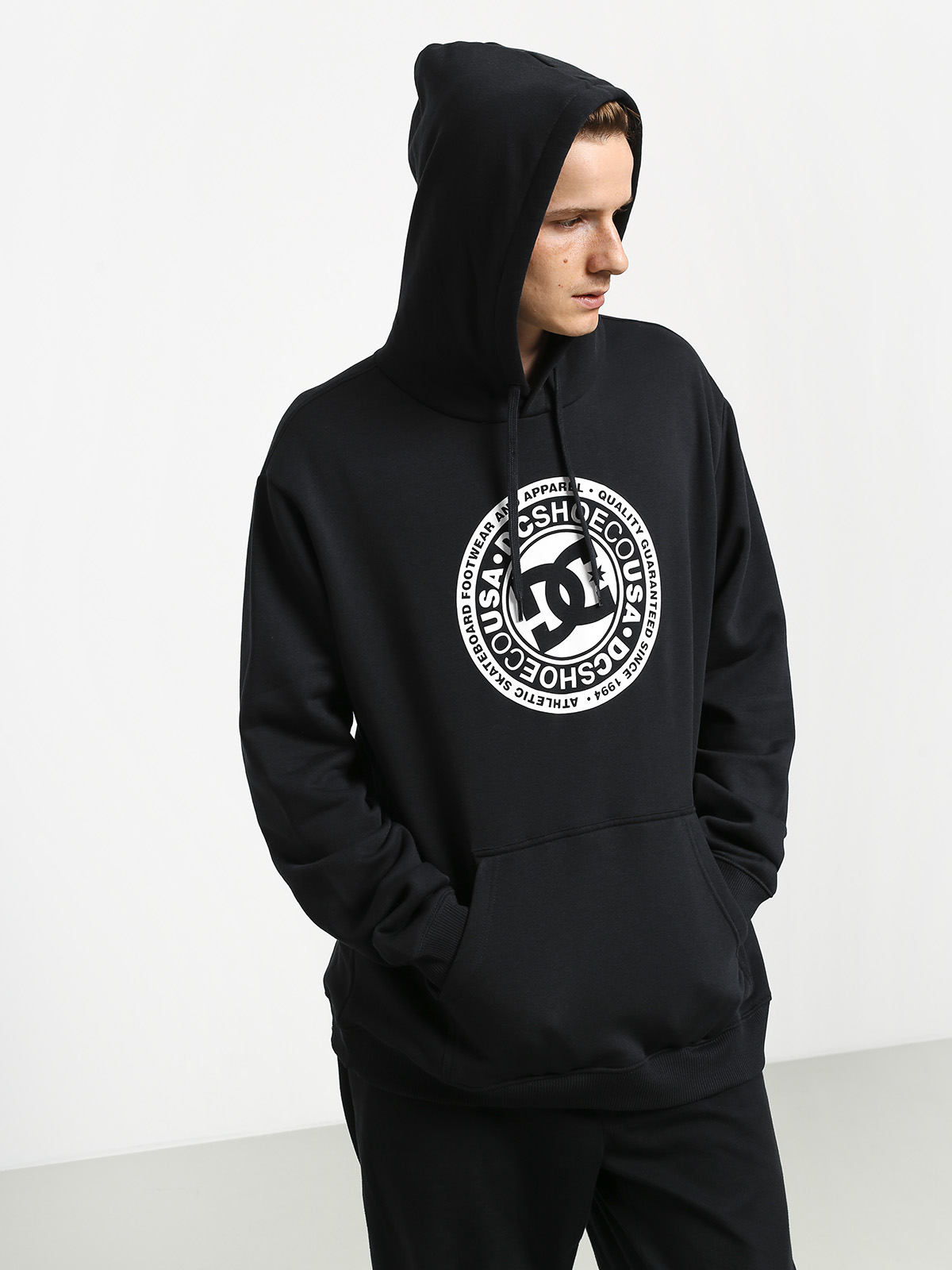 DC Circle Star HD Hoodie (black/white)