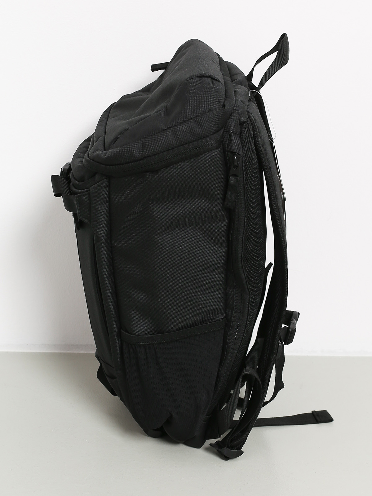 RVCA Voyage Skate Backpack (black)